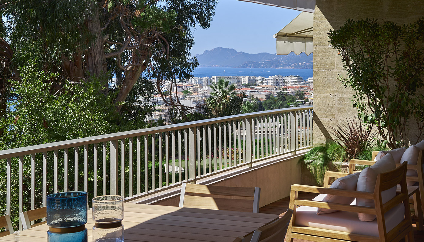 APPARTEMENT - CAPO DI MONTE - CANNES